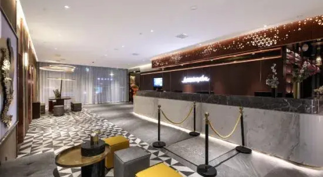 Homeinn Plus Hotel (Wuhan Hankou Railway Station), Prenota Hotel Hotel a Hubei con parcheggio, Parcheggio