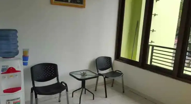 Cemara Residence Semarang, Book Hotel Hotels in Semarang with Parking, near Semarang Poncol Train Station, Parking