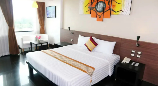 Двухместный номер Deluxe с балконом и с видом на сад Arthitaya Green Nature Hotel & Lakkhana Poolside Resort