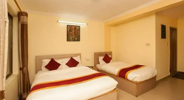Трёхместный номер Deluxe с балконом и с видом на город Hotel Mountain Gateway