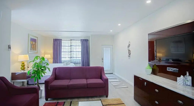 Студия Spacious 500 sqft Studio with Balboa Park View