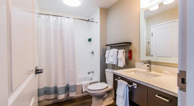 Четырёхместная студия TownePlace Suites by Marriott Evansville Newburgh