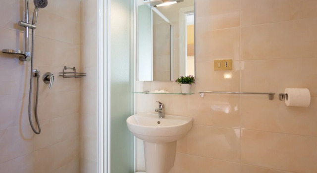 Трёхместный номер Standard с балконом Hotel Originale by ALEhotels