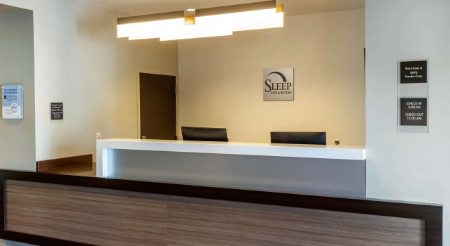Sleep Inn & Suites Tampa South, Buchen Sie Hotel Hotels in Tampa mit Pool, Schwimmbad