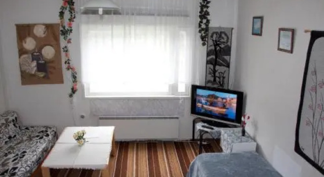 Three Elephants Guesthouse, Забронировать Отель Иматра 