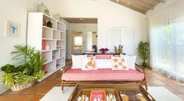 Folly & Guest House by Eleuthera Vacation Rentals, Prenota Affittacamere Governor's Harbour 
