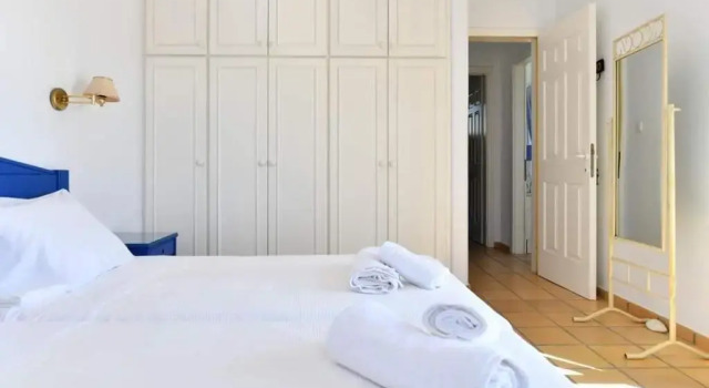 Villa Blue & White at Golden Beach, Prenota Villa Chrissi Akti Paro