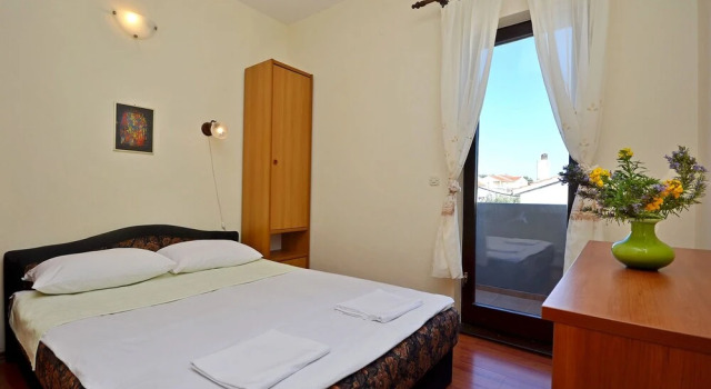 Apartments Relax Inn, Забронировать Апартаменты/квартира Водице Шибенско-Книнская жупания, рядом с Пляж Вицевица