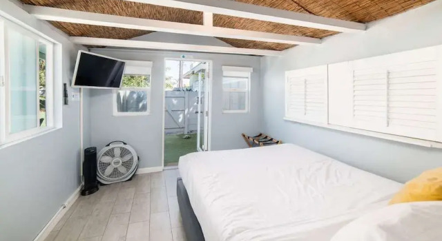Pacific Bungalow, Забронировать Отель Отели Оушенсайд 3 звезды, рядом с Пляж Оушенсайд, 3*