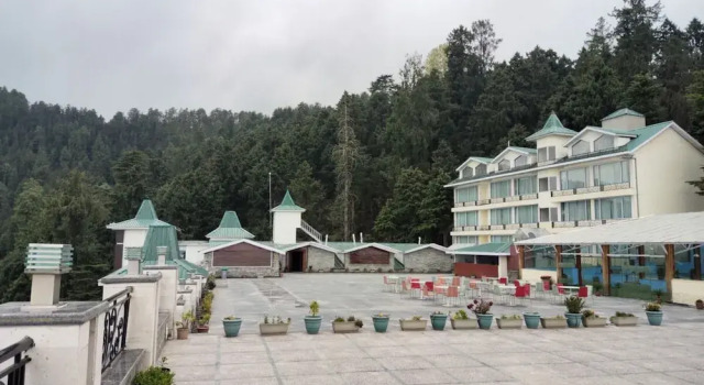 Goroomgo Royal Homestay Shimla, Забронировать Отель Отели штата Химачал-Прадеш 3 звезды, 3*