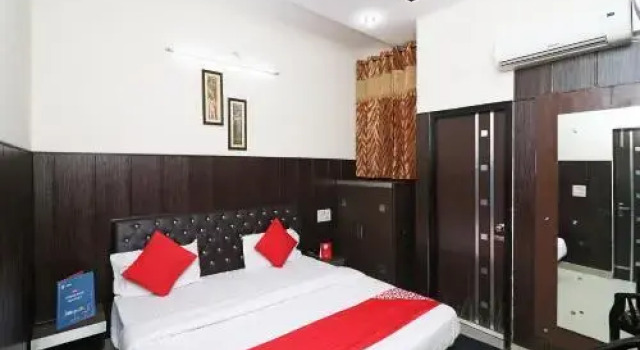 Hotel The City Park by OYO Rooms, Забронировать Отель Отели Алипур 3 звезды, 3*