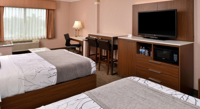Четырёхместный номер Standard Best Western Plus Suites Hotel - LAX Airport LA Stadium