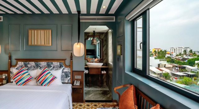 Двухместный номер Deluxe с балконом и с видом на бассейн Son Hoi An Boutique Hotel & Spa