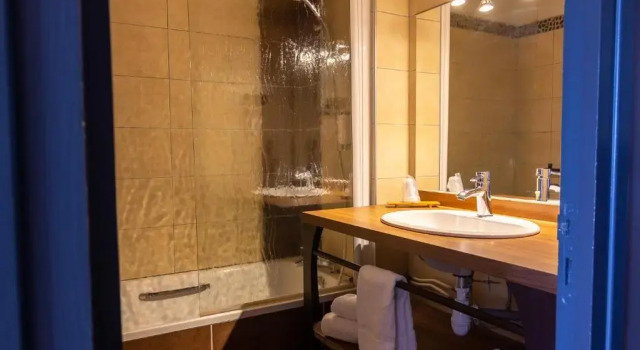 Номер Superior Hôtel Spa La Truite Dorée
