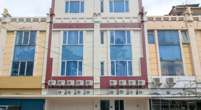 Reddoorz Plus Near Soekarno Hatta Airport Taman Mahkota