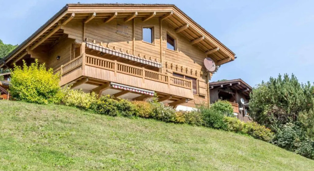 Chalet 10 pers à La Clusaz - 5 ch - Calme - Cheminée - Animaux admis - Parking - FR-1-437-73, Забронировать Шале Виллы Овернь-Рона-Альпы, Вилла