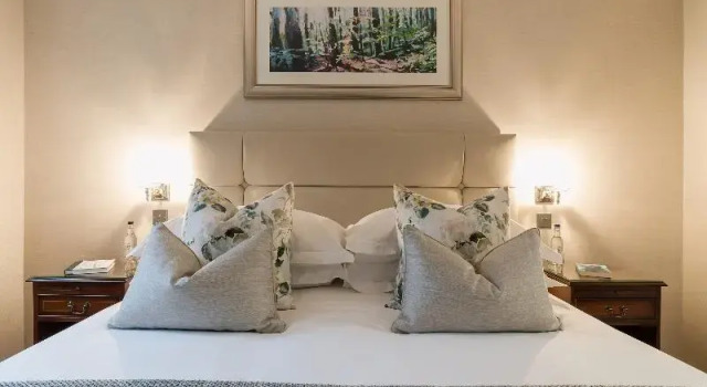 Номер Standard Ashdown Park Hotel