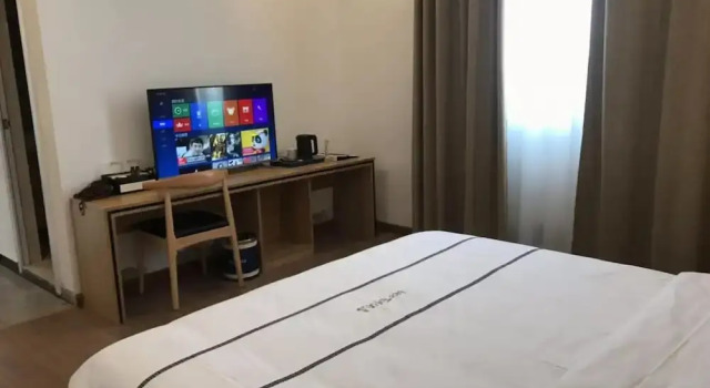 Bai Chuan Hotel