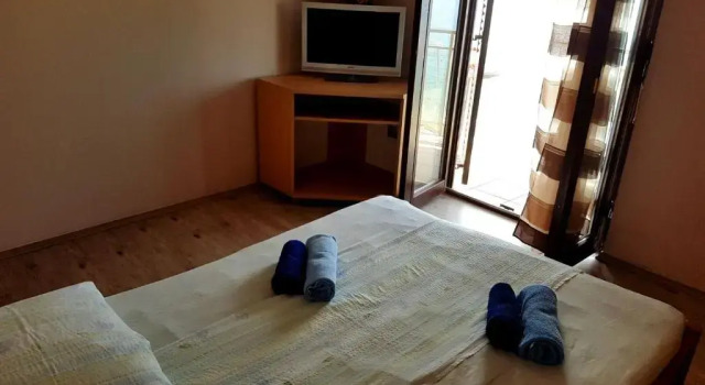 Апартаменты с 2 комнатами с балконом и с видом на море Apartments Marta