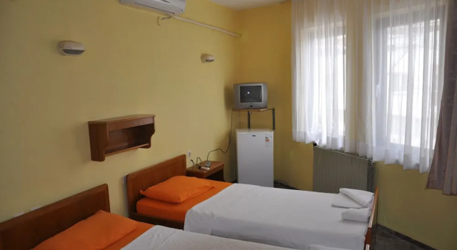 Dikili Pansiyon, Rezervovat Penzión Hotely v Dikili s parkováním, Parkování