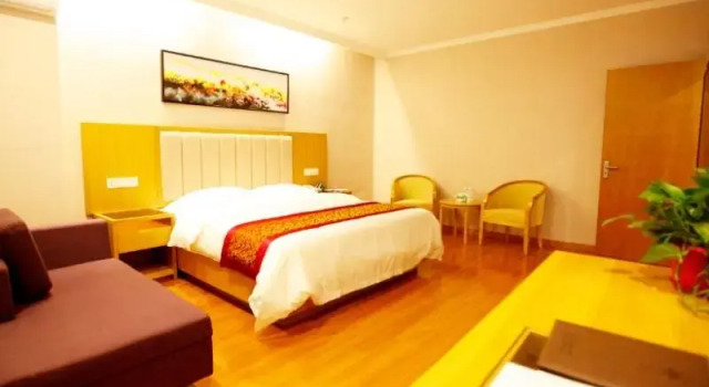 Люкс GreenTree Inn Yancheng Dongtai Huiyang Road Guofu Hotel