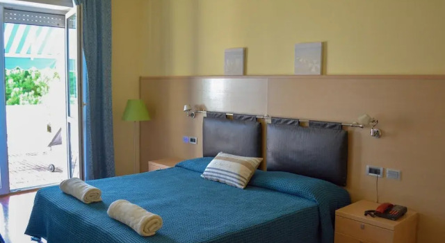 Il Tridente Camping Village, Prenota Campeggio Hotel a Veneto con piscina, Piscina