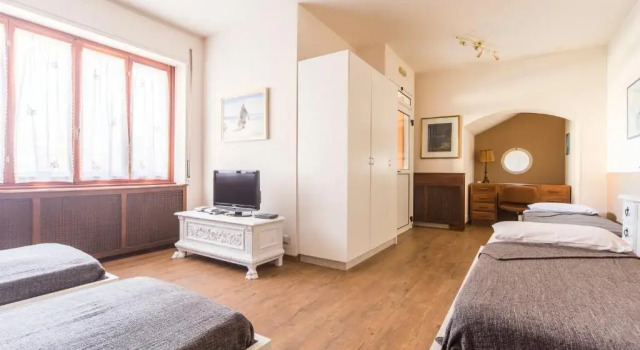 Вилла Villa Senagra Holidays Lake Como