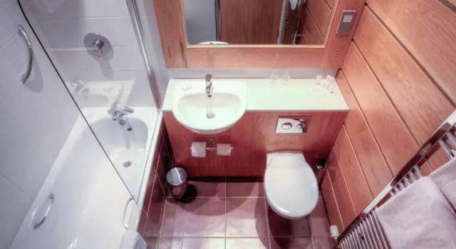 Трёхместный номер Standard Strangford Arms Hotel