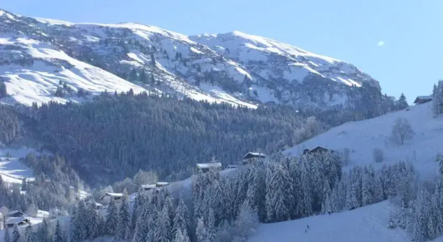 Gite la Charmette, Забронировать Отель Ареш Massif du Beaufortain, рядом с Горнолыжный подъемник Гран Мон
