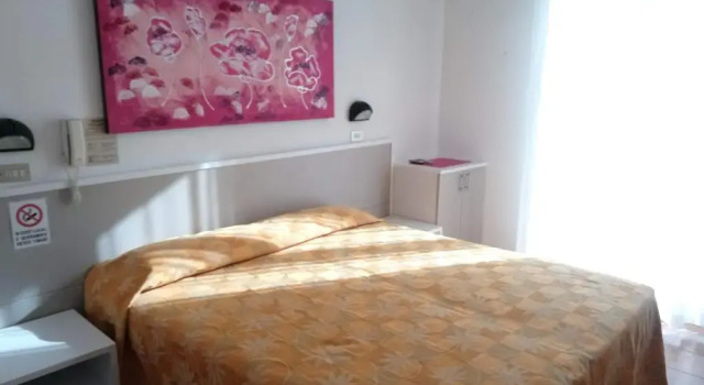 Двухместный номер Economy Hotel Alga