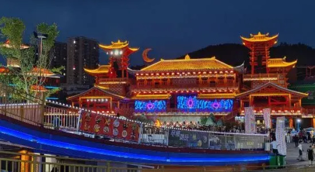XiangYueh hotle, Prenota Hotel Enshi Prefecture Cina