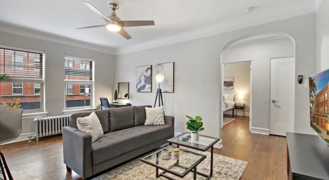 Апартаменты Comfort Lovely 1BR in Evanston -Elmwood 105