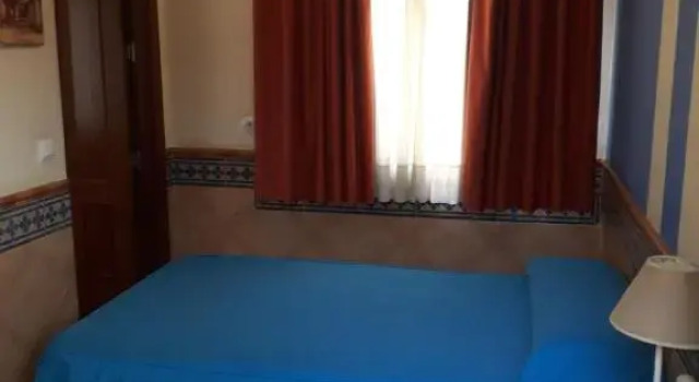Номер Standard Pension Doña Trinidad
