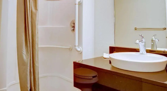 Четырёхместный номер Standard Motel 6-Springfield, OR - Eugene North