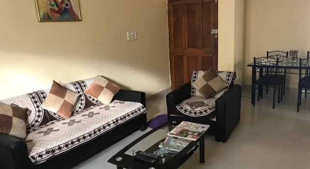 StayEden - Stylish Homestay Airport 2BHK