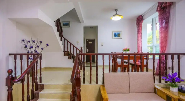 Вилла с 2 комнатами Zhangjiajia Hoilday Villa