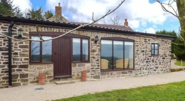 Upper Greenhills Farm, Забронировать Фермерский дом Отели Ипстонс с парковкой, Парковка