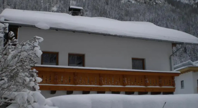 Haus Praxmarer, Rezerwuj Hotel Hotele w Tyrol z parkingiem, Parking