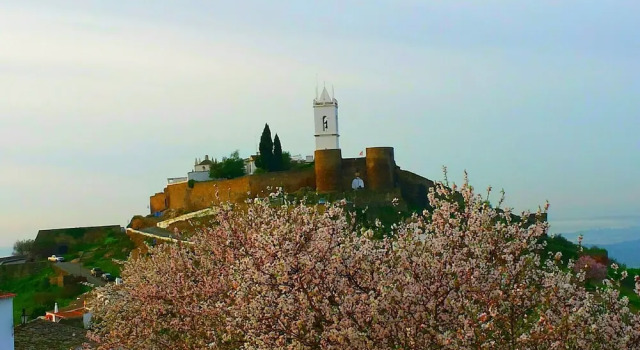 Коттедж Lovely Bed House With one Room in Monsaraz Castle