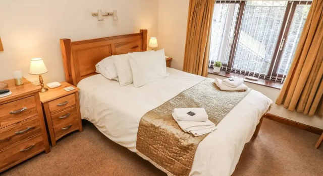 Juniper Cottage, Varaa Lomakoti Mökit kohteessa Merseyside, Mökki