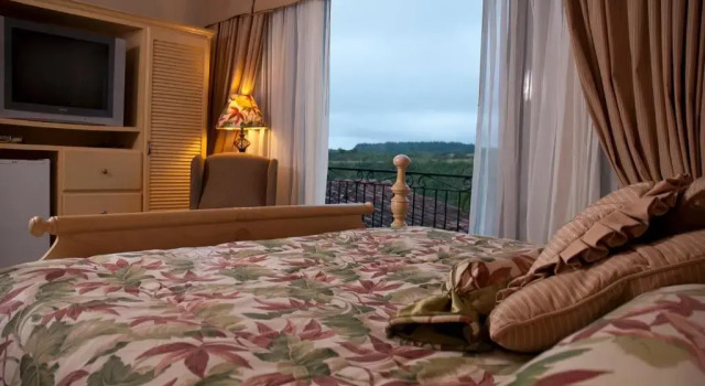 Люкс с балконом Hacienda Los Molinos Boutique Hotel
