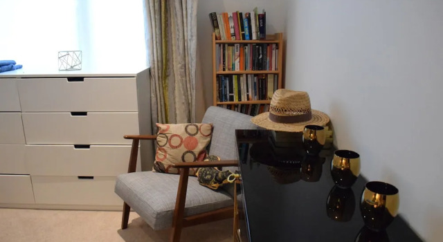 1 Bedroom Flat Close To Camden Town, Varaa Huoneisto Asunnot kohteessa Merseyside, Huoneisto