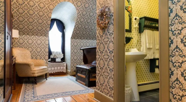 Двухместный номер Standard Fitzroy Hall
