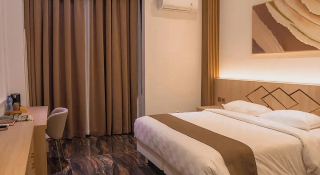 Четырёхместный номер Superior с видом на город Fahira Hotel Syariah Padang