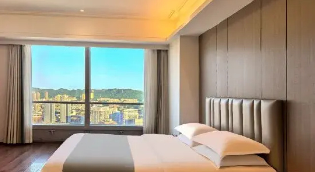 Четырёхместный семейный люкс Premium VANS Fanshi Yunjing Hotel (Zhongshan Plaza Fulihua International Apartment)