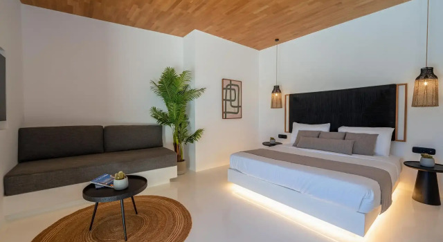Люкс Отель Ftelia Black Villas