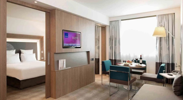 Двухместный люкс Novotel Fontainebleau Ury