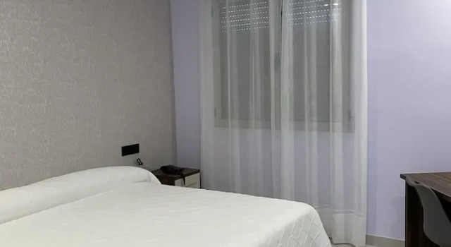 Aureo Alojamiento Urbano, Book Hotel Abaran Murcia