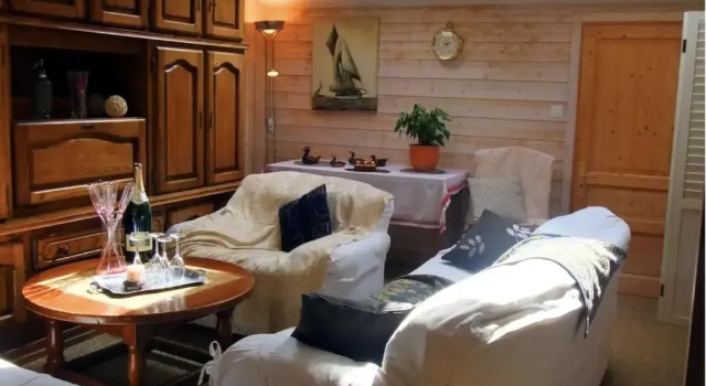 L'Escale - Gîte au coeur de la Côte de Granit Rose, Rezerwuj Hotel Pleumeur-Bodou 