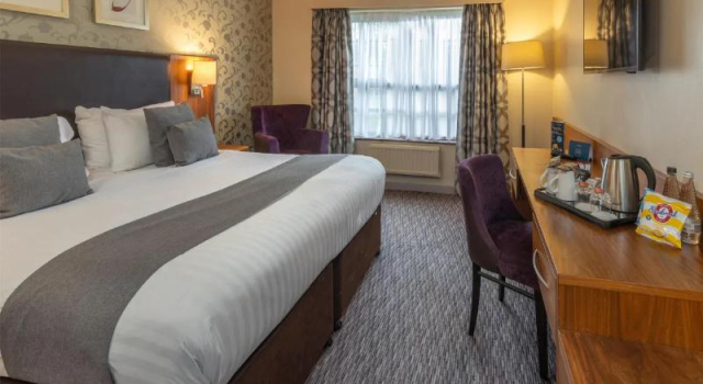 Полулюкс Standard Gloucester Robinswood Hotel By Sunday